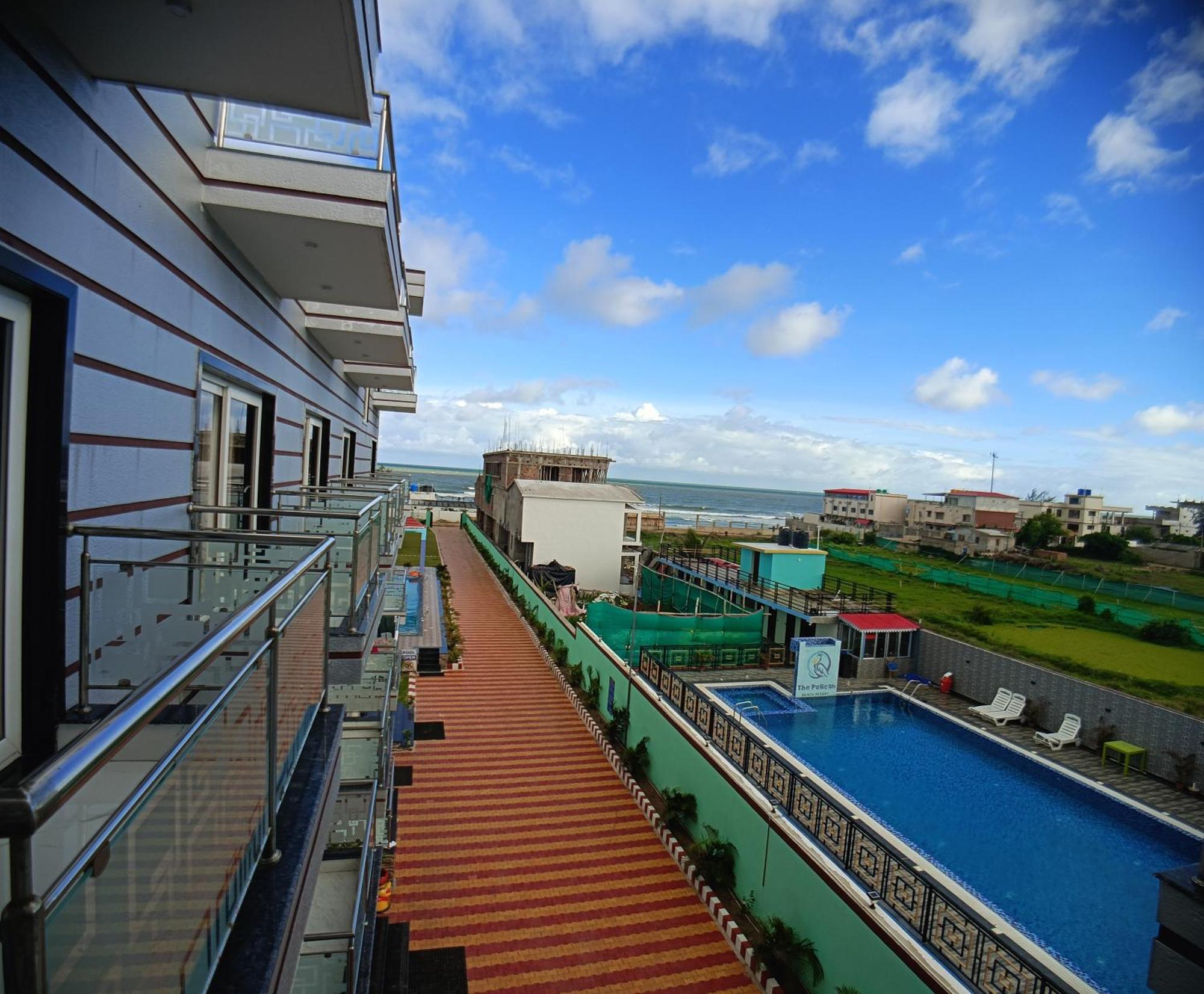 The Triton Beach Resort 曼达莫尼 外观 照片