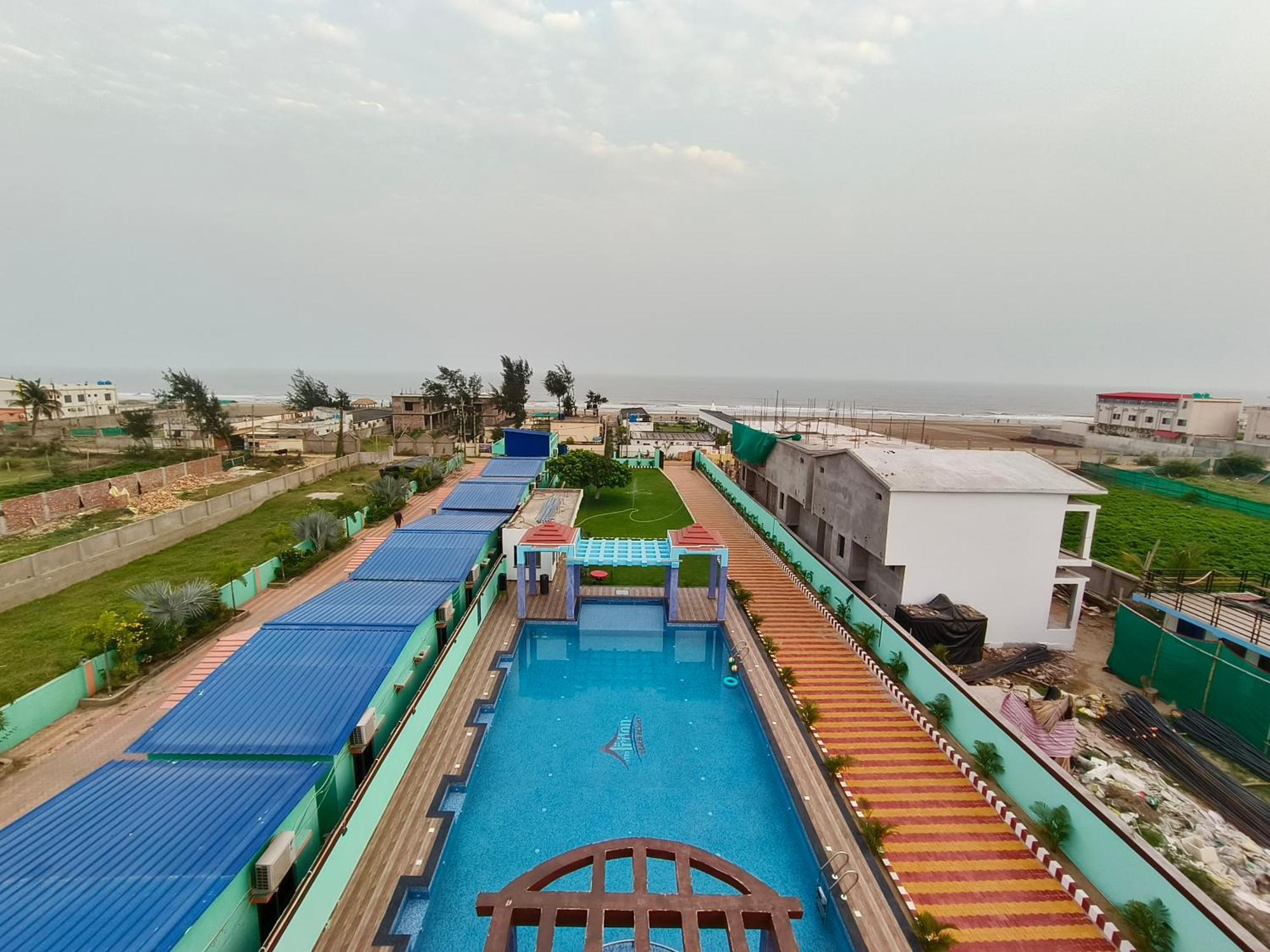 The Triton Beach Resort 曼达莫尼 外观 照片